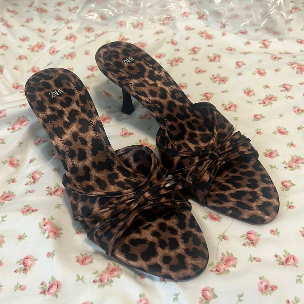 Zara cheetah kitten heels